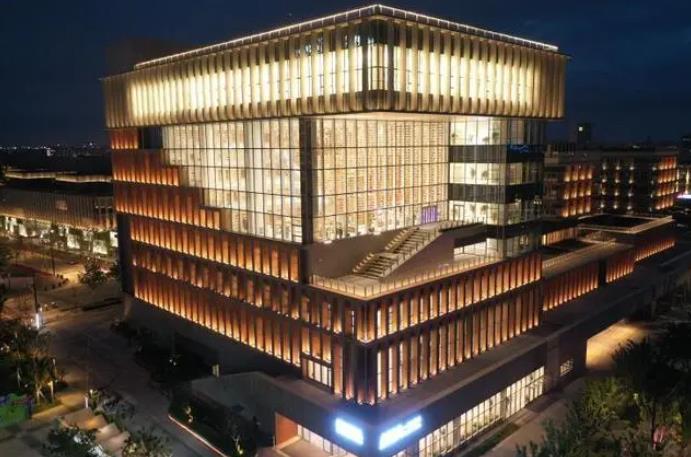 上海临港港城广场三期